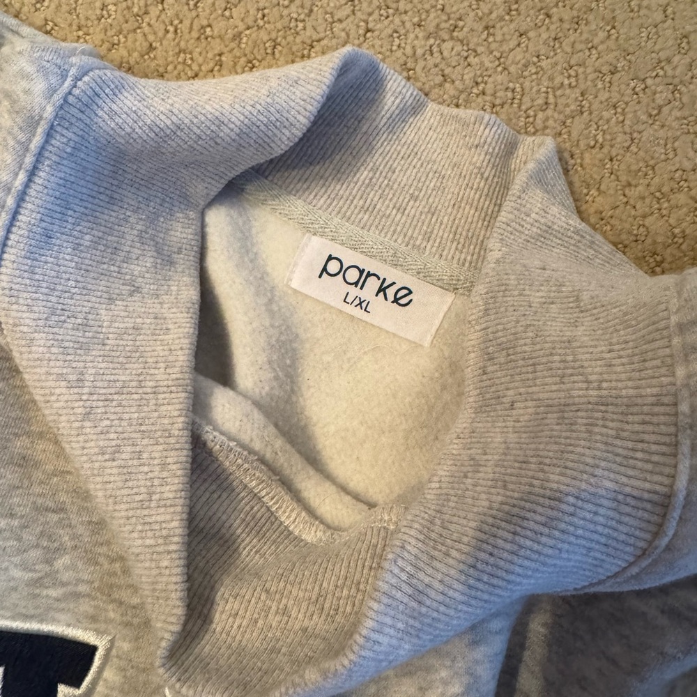 PARKE Grey Mockneck with Navy Appliqué - Picture 3 of 4